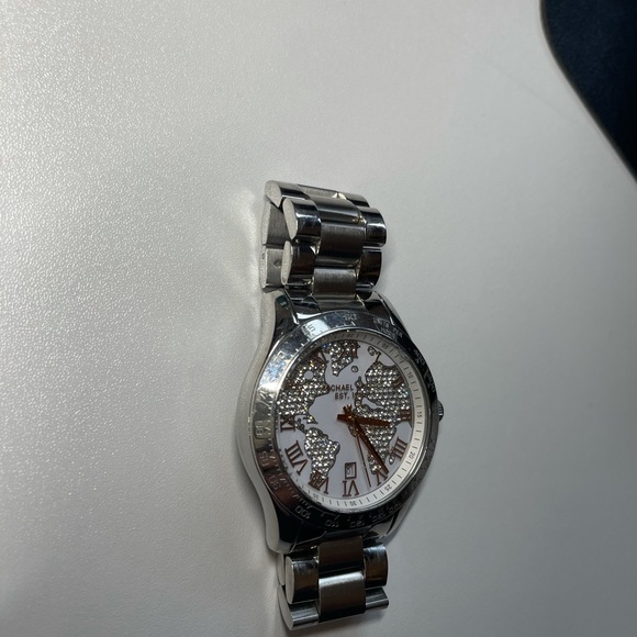 Michael Kors watch - Picture 2 of 5